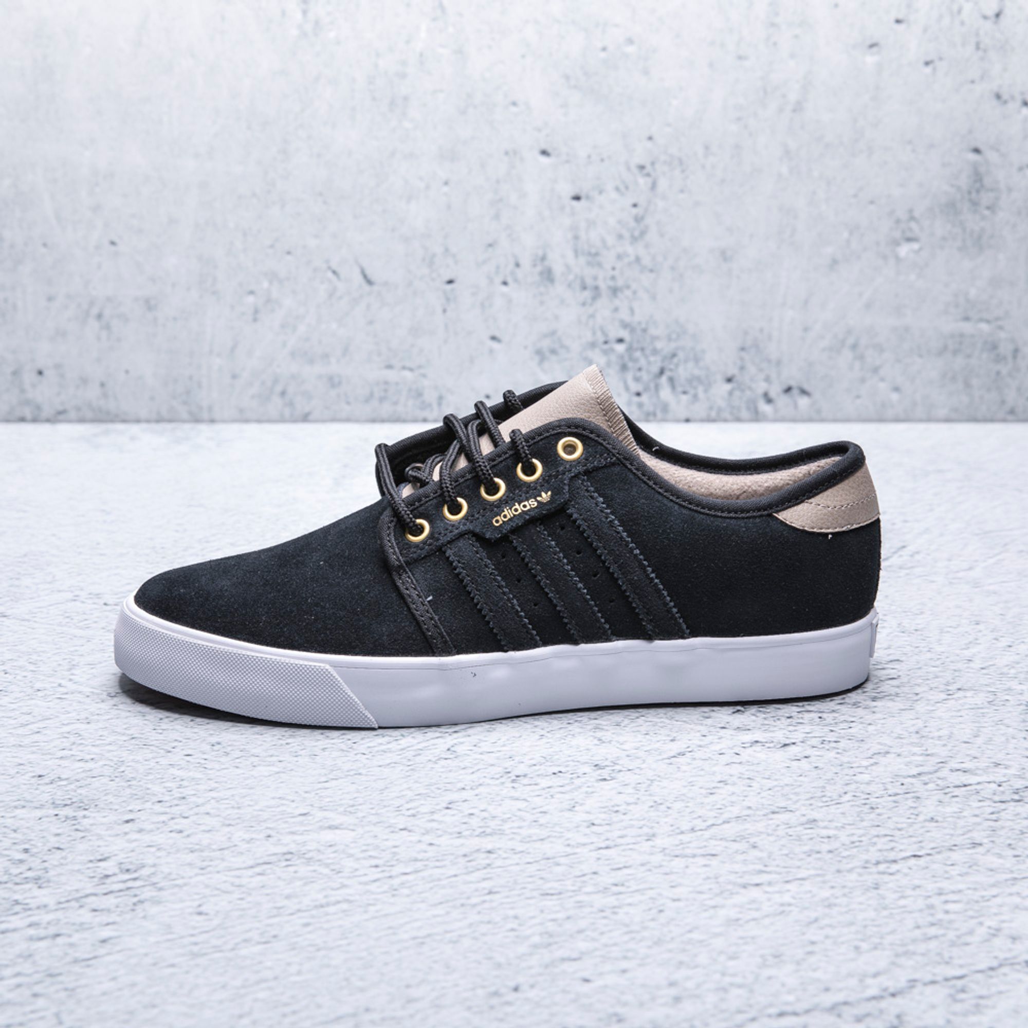 tenis adidas originales hombre