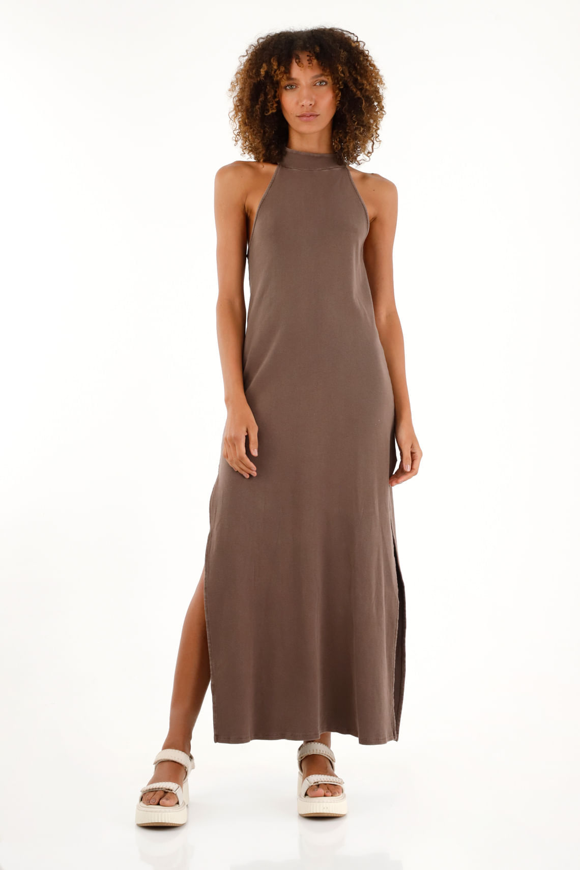Vestido café largo en rib para mujer
