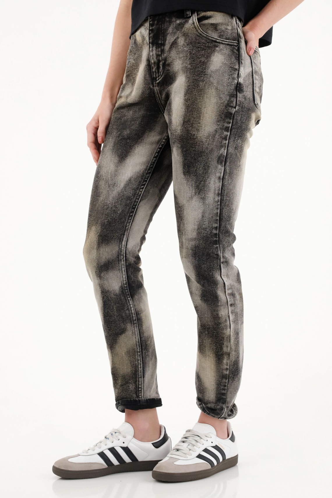 Jean Super Slim tiro medio negro para mujer
