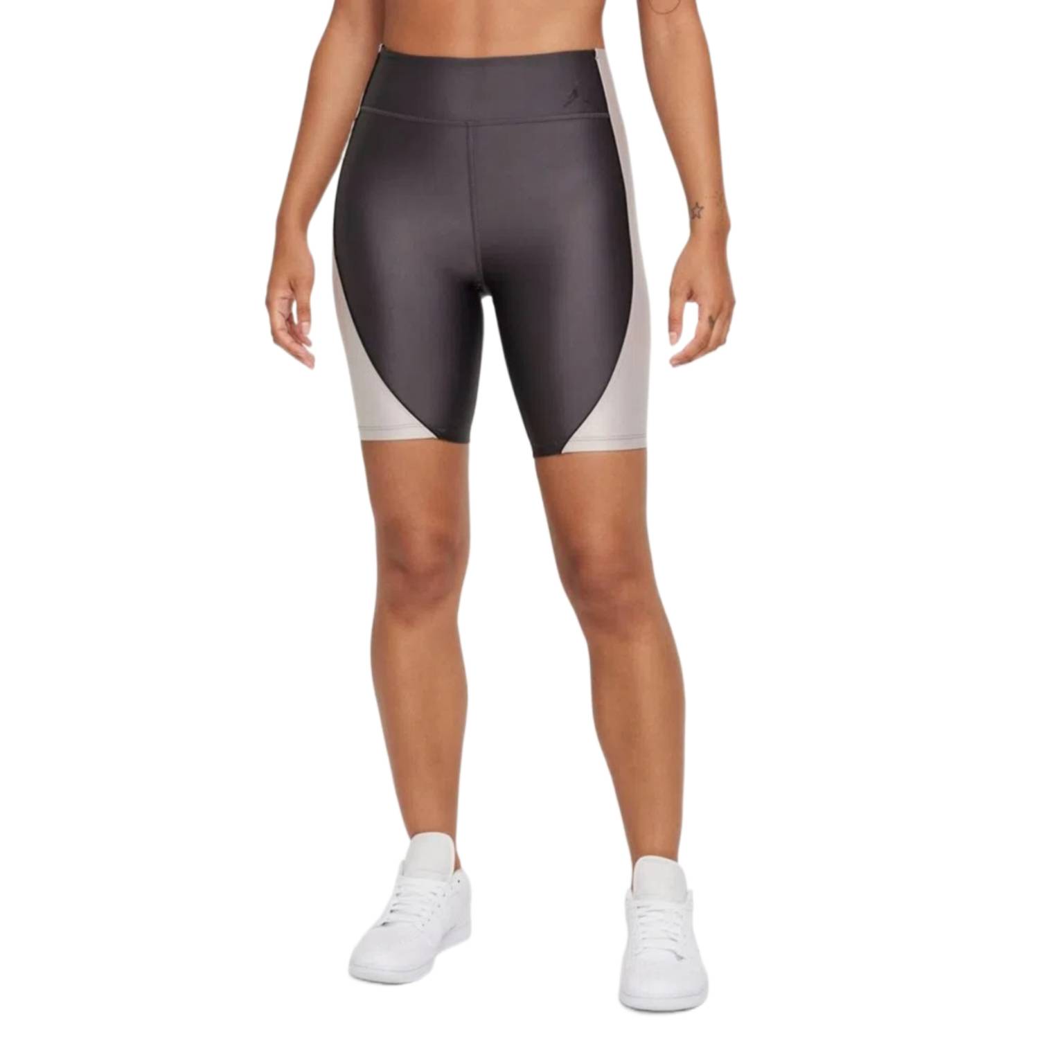 Pantalon Corto Nike Jordan Essen Leg Short Mujer