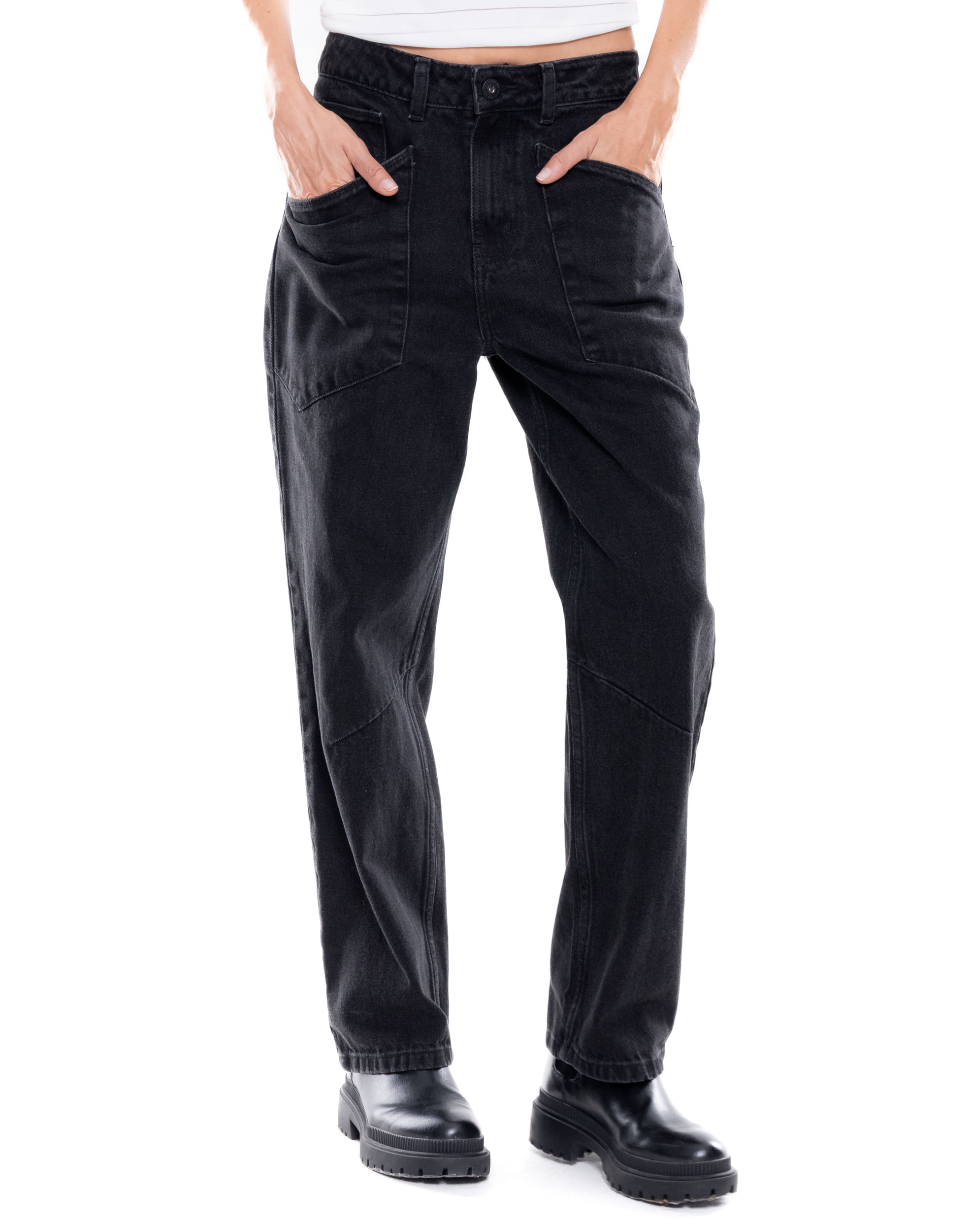Black Denim Mom Fit Jeans Con Bolsillos Tipo Parche