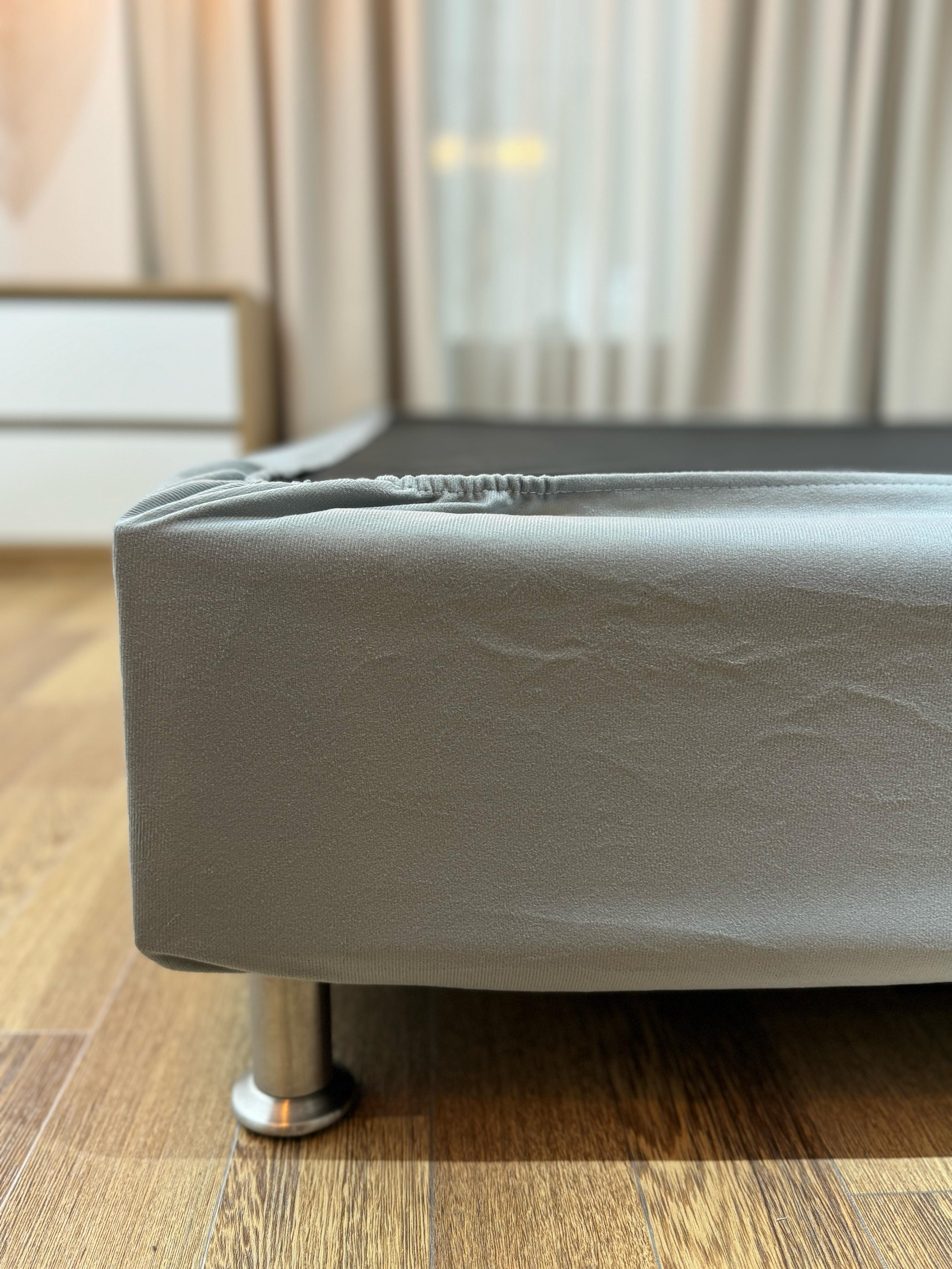 Forro base cama gris oscuro King Size (2.00*2.00)
