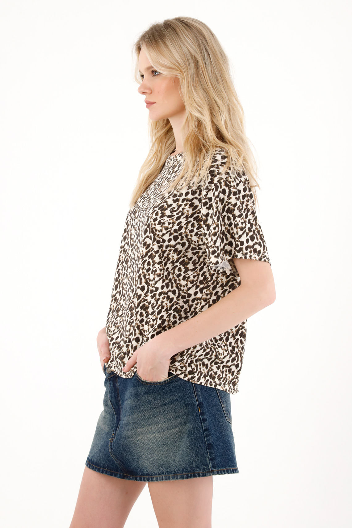 Camiseta oversized estampado animal print para mujer