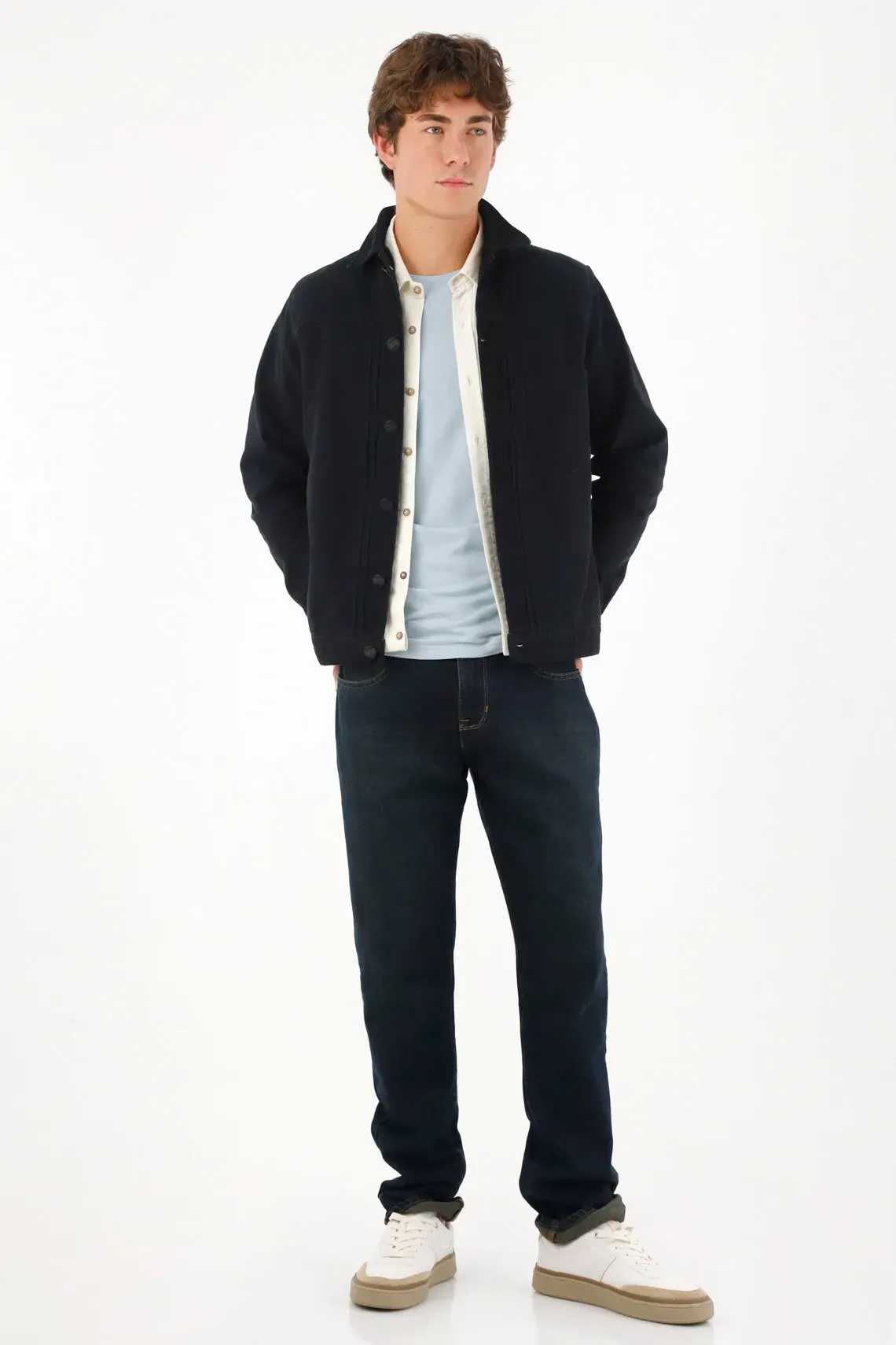 Abrigo tipo Trucker black denim para hombre