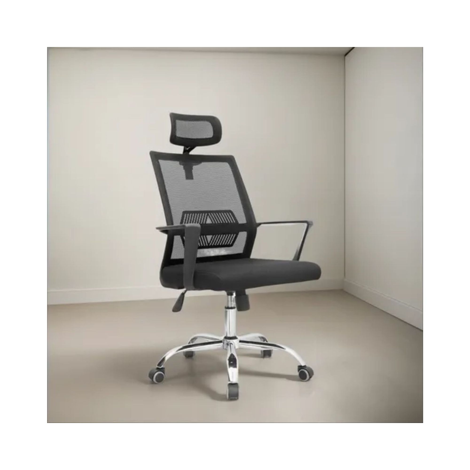 Silla Ejecutiva Giratoria Lyn Con Cabecero Negro Bonno