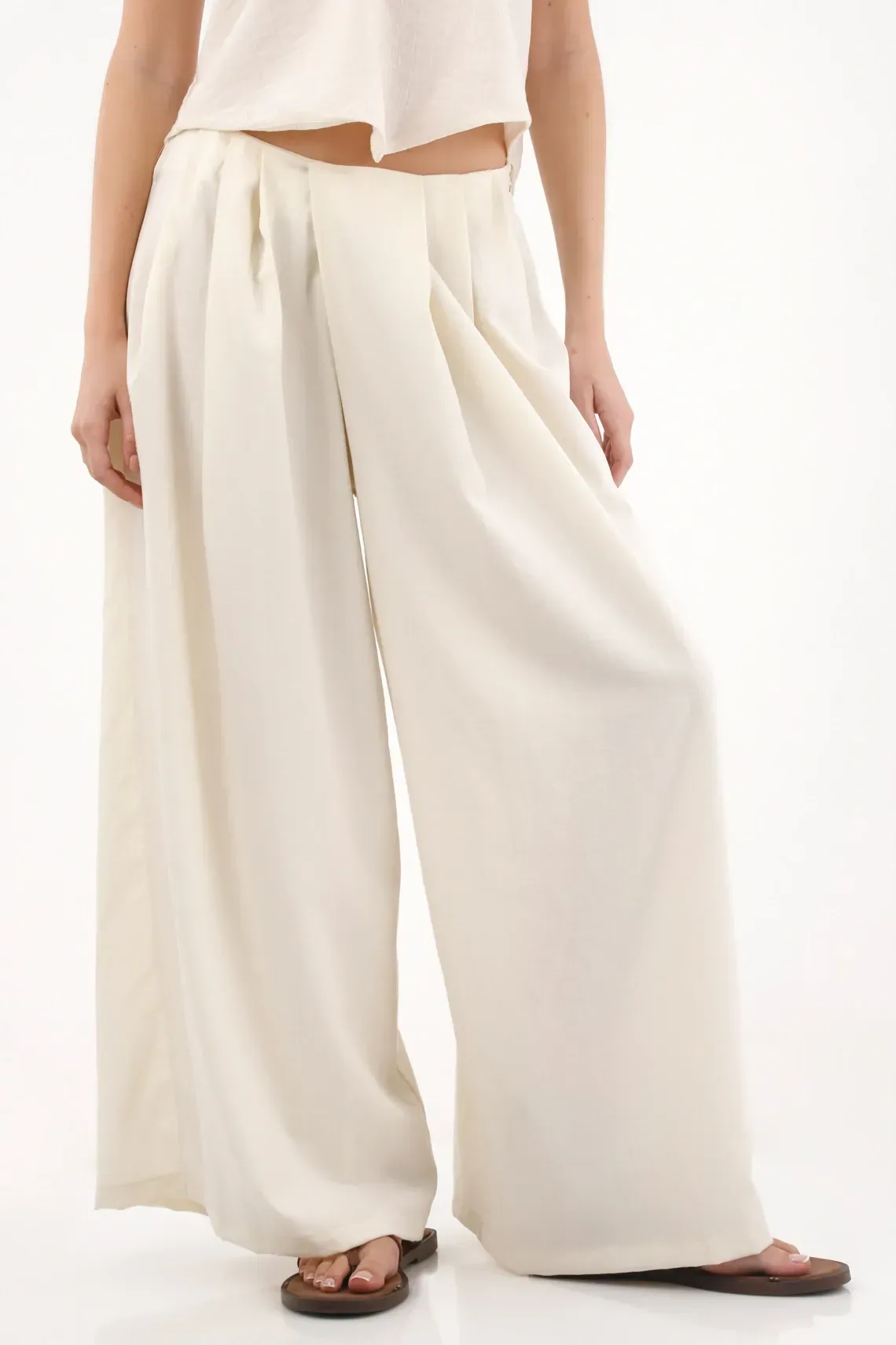 Pantalón ancho con pretina cruzada crudo para mujer