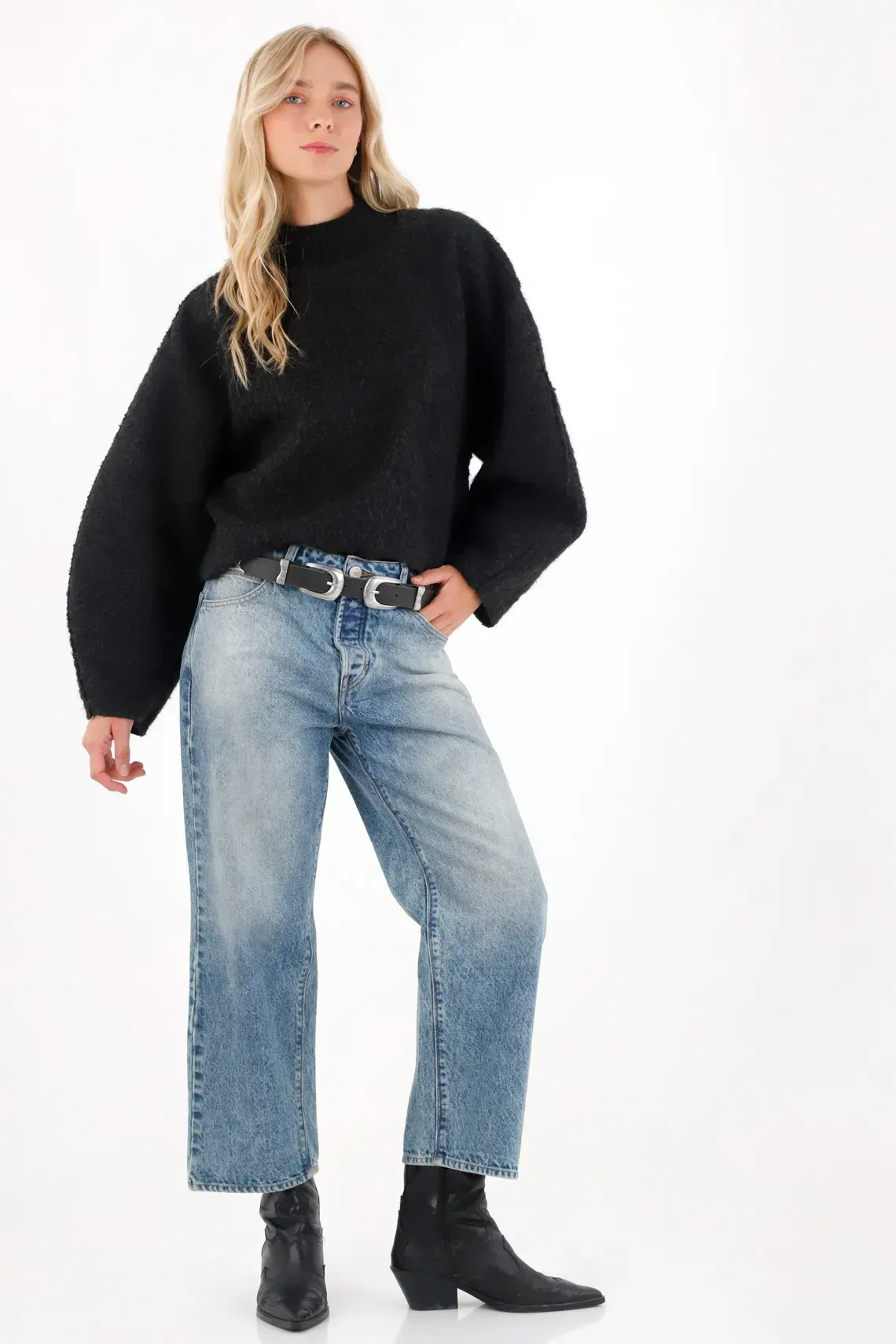 Buzo con mangas horseshoe negro para mujer