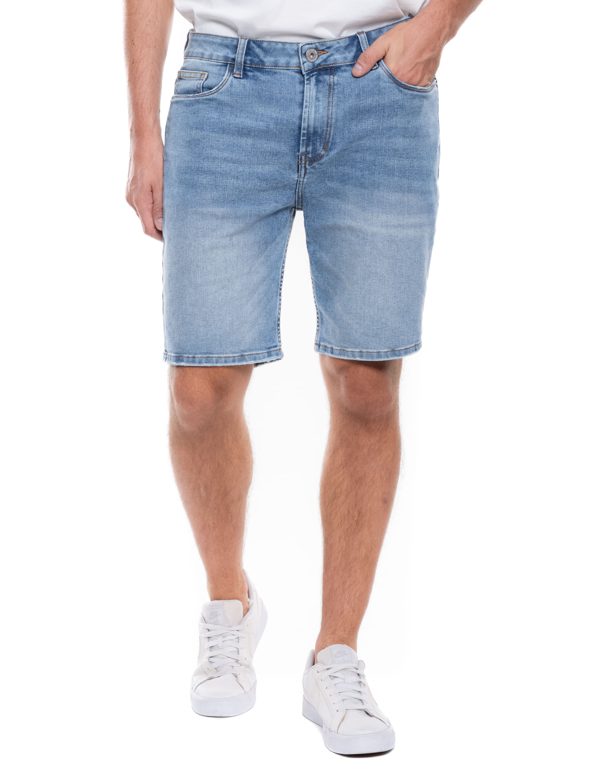 Bermuda En Denim Con Desgastes