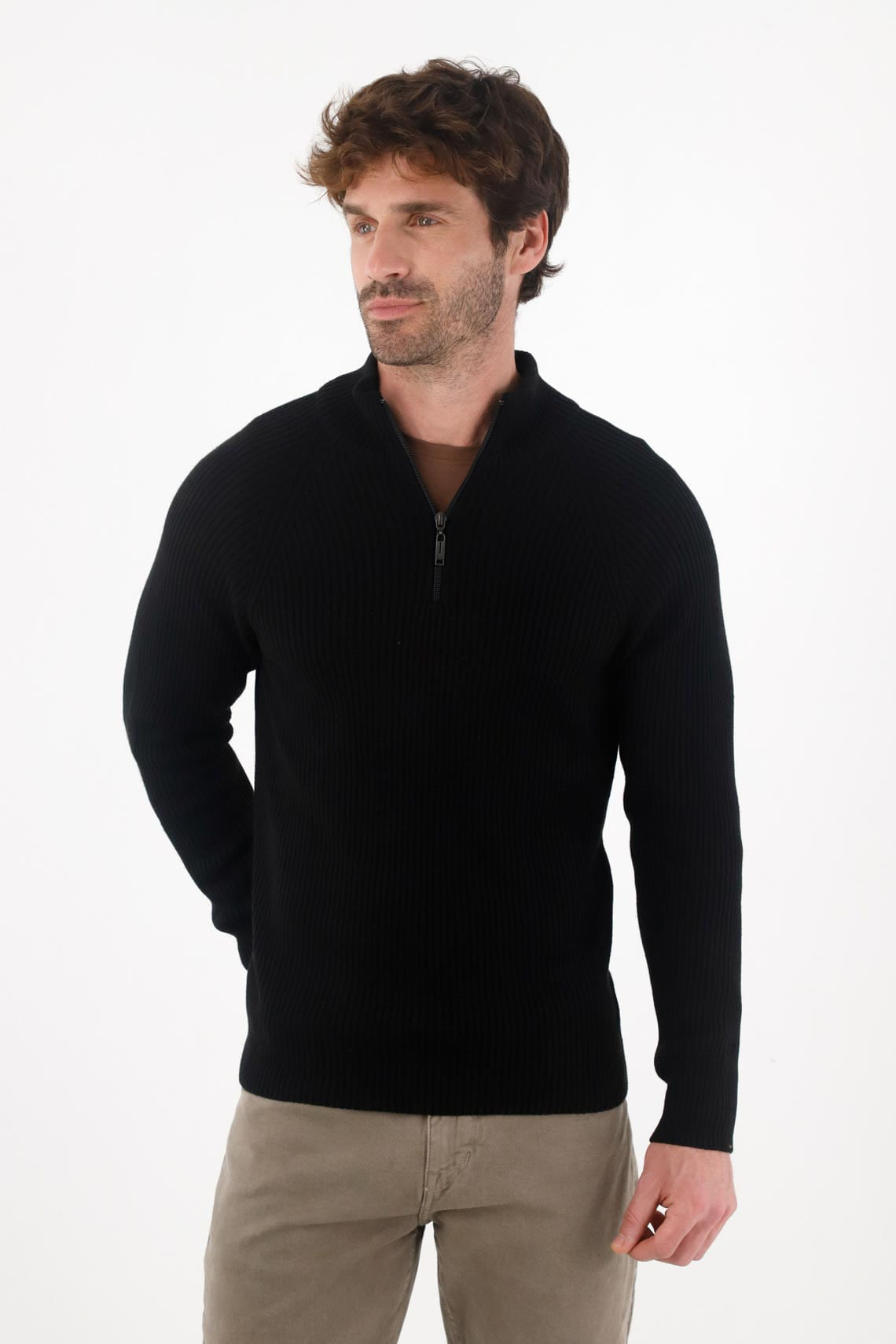 Buzo de cuello alto negro para hombre