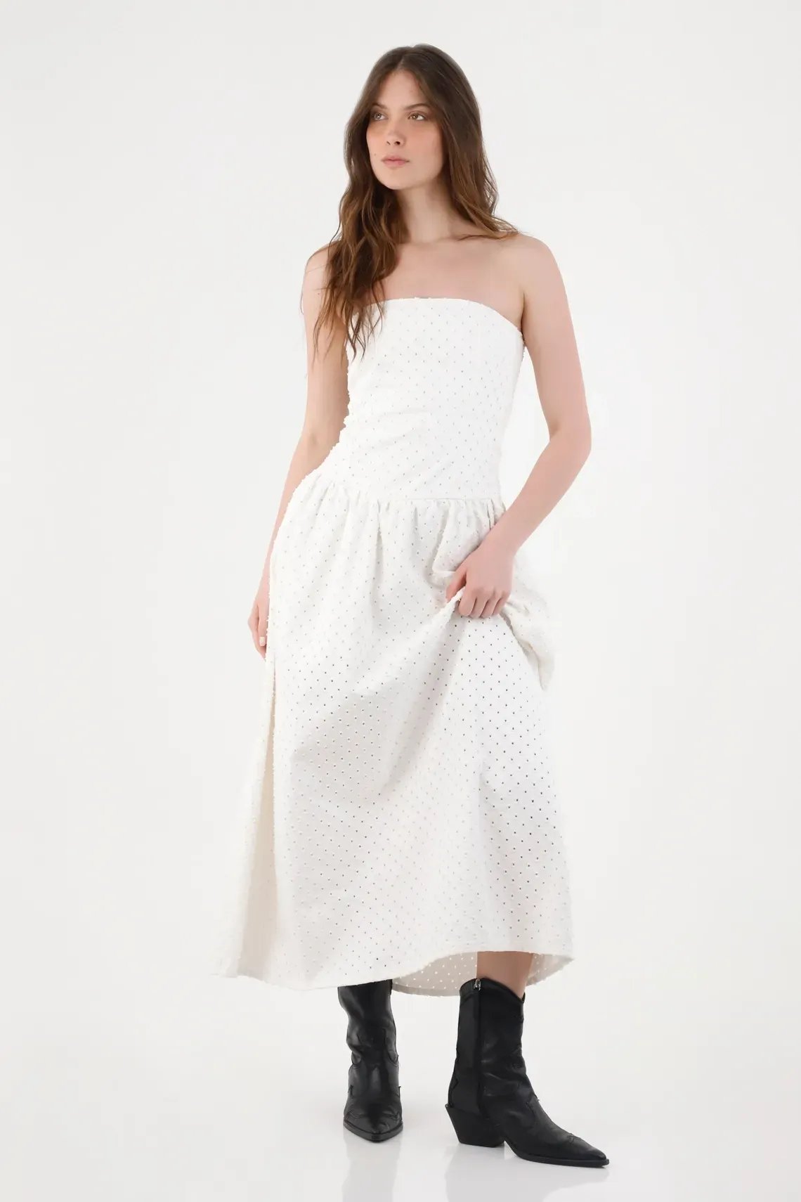 Vestido para mujer algodón blanco midi sin tirantes con ojalillo