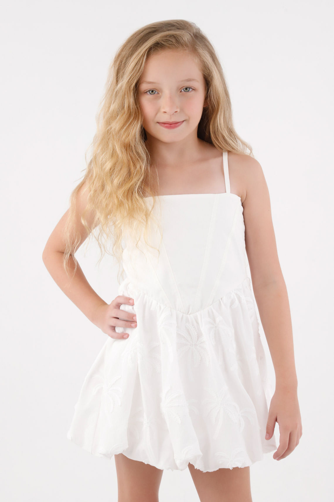 Vestido para niña de algodón blanco corte corto con bordado de palmeras