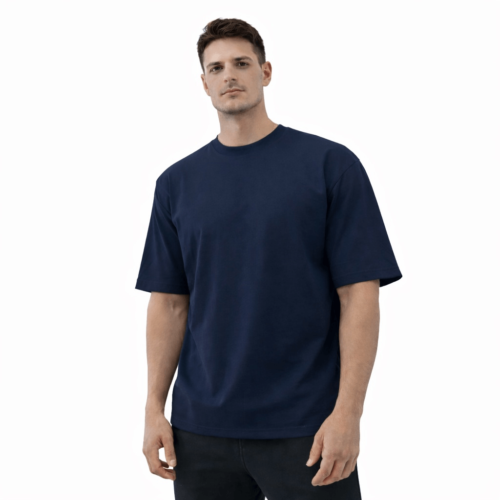 Camiseta Oversize Unicolor en Tela Burda 240g Azul Oscuro. Suave, Cómoda y Moderna.