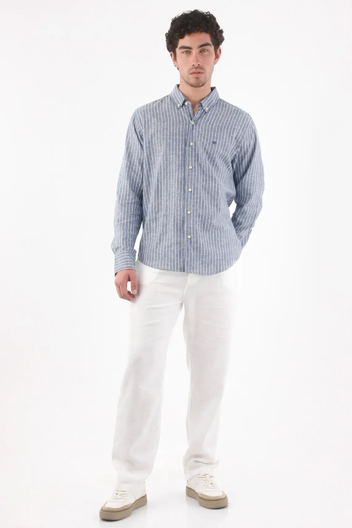 Pantalón corte recto con caída fluida en lino blanco para hombre