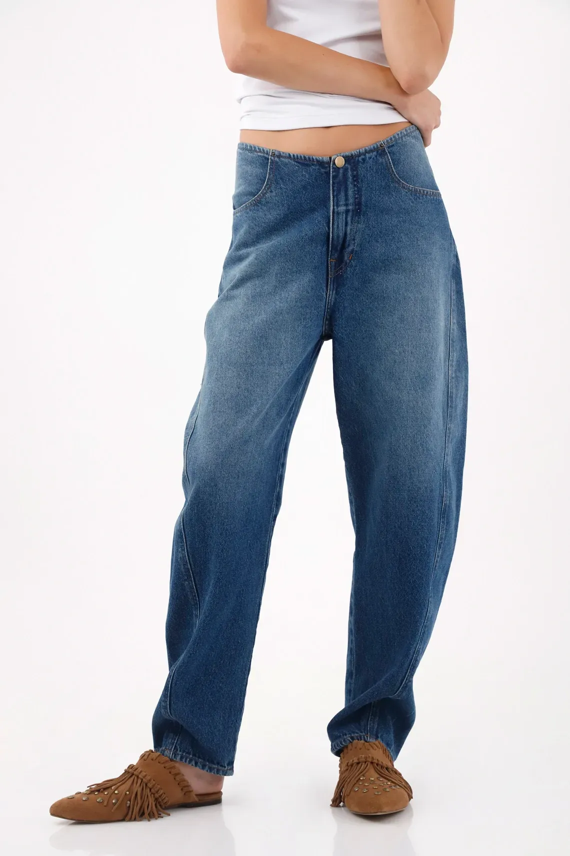 Jeans slouchy con costuras laterales curvas en denim de algodón azul para mujer